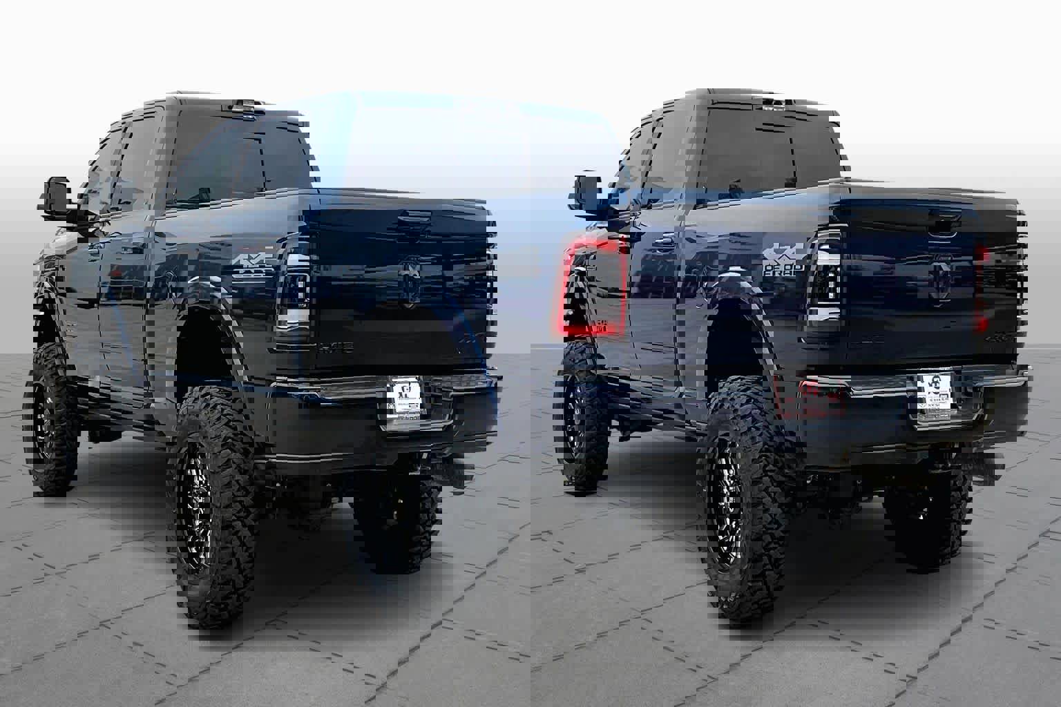 Certified 2022 RAM 2500 Limited w/ Safety Group image 11