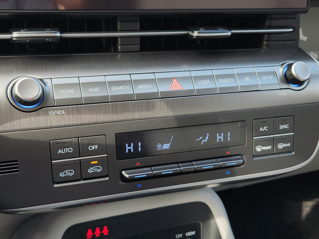 New 2026 Hyundai Kona SEL Sport AWD/4WD image 32