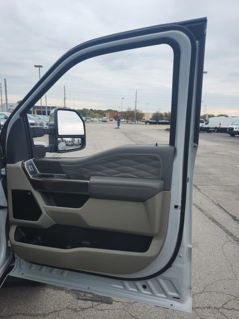 New 2026 Ford F450 Platinum image 23