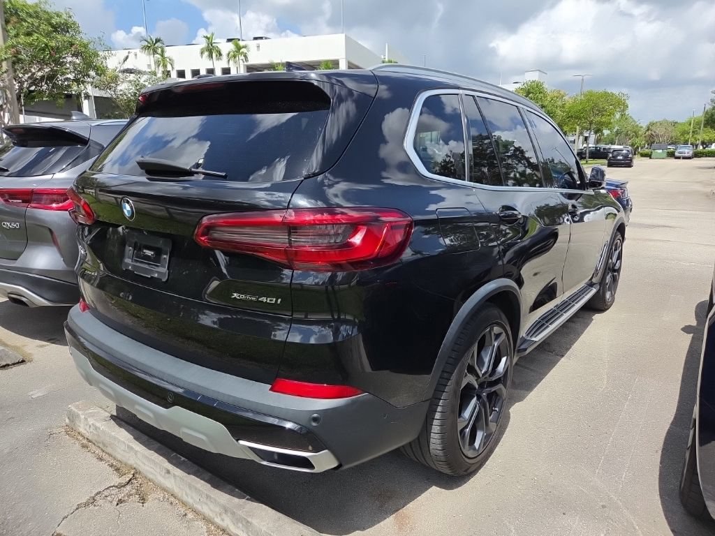 Used 2019 BMW X5 xDrive40i w/ Convenience Package AWD/4WD image 4