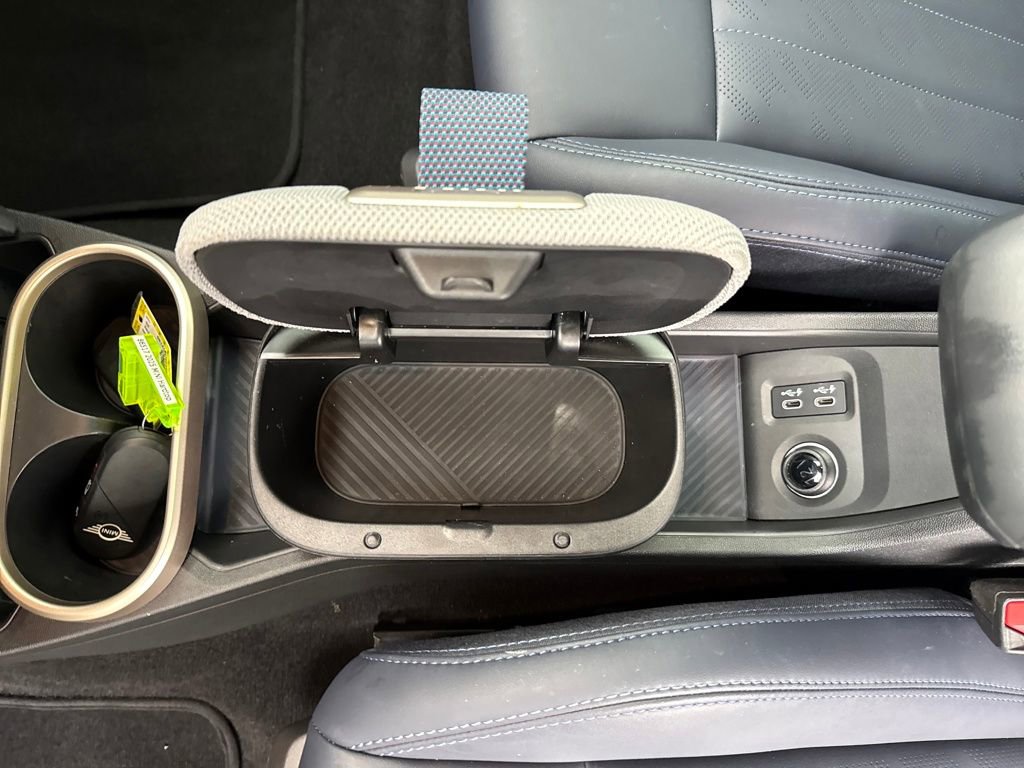 Used 2025 MINI Cooper S image 30