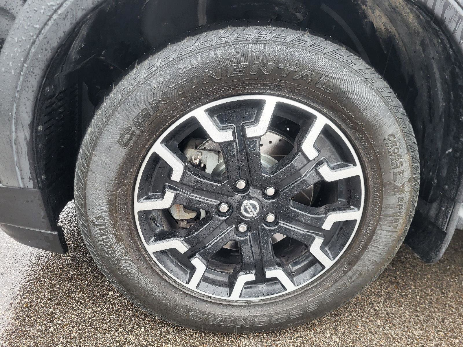 Used 2020 Nissan Pathfinder SL image 15