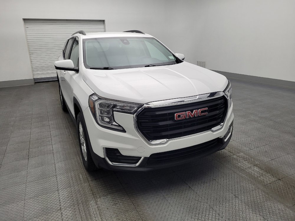 Used 2023 GMC Terrain SLE w/ Driver Convenience Package image 14