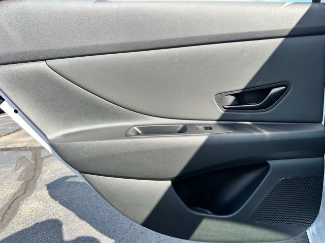 New 2025 Hyundai Elantra Sport image 22