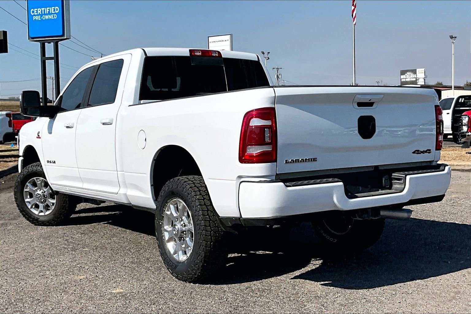 Used 2024 RAM 2500 Laramie image 12