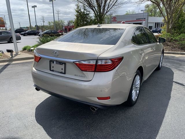Used 2013 Lexus ES 350 w/ Luxury Pkg image 8