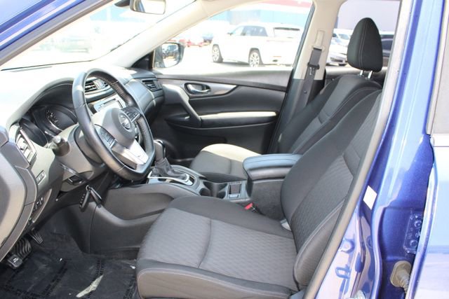 Used 2020 Nissan Rogue SV AWD/4WD image 32