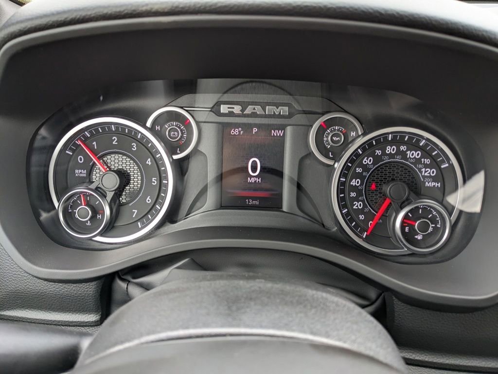 New 2026 RAM 1500 4x4 Crew Cab image 30