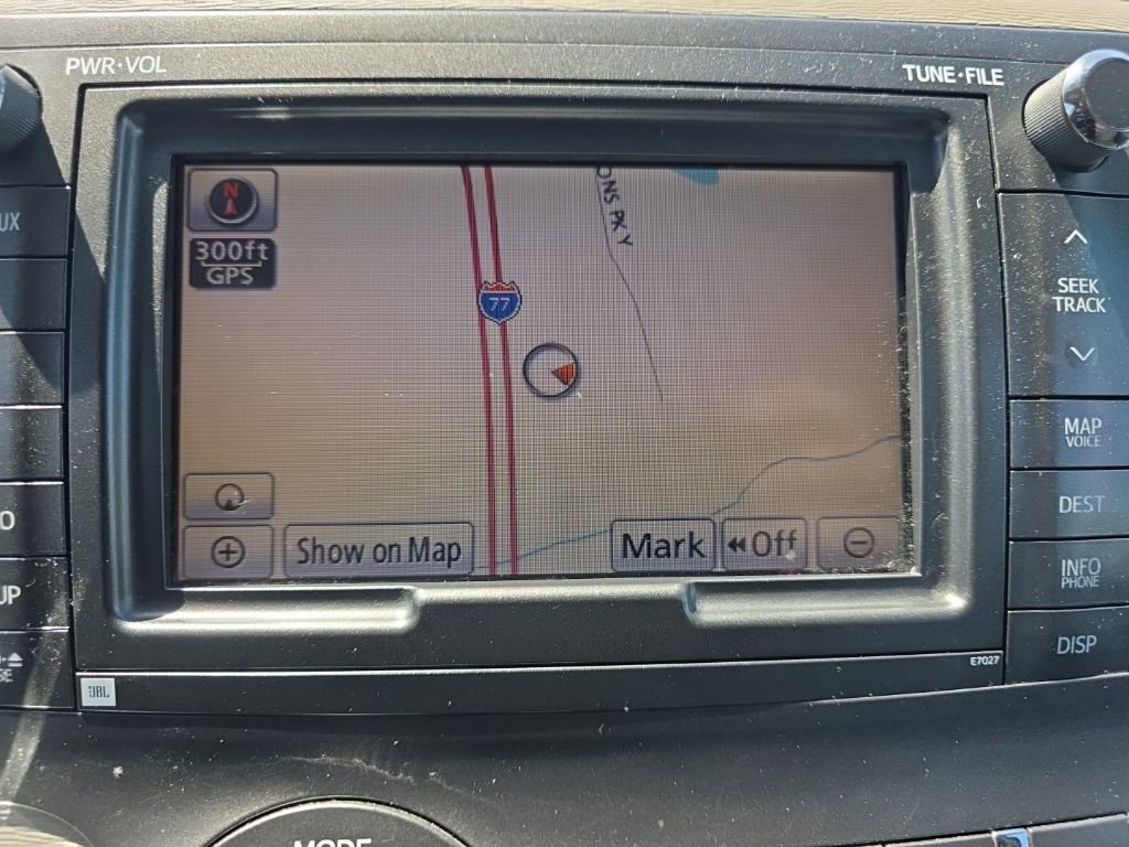 Used 2012 Toyota Sienna XLE w/ XLE Navigation Pkg image 26