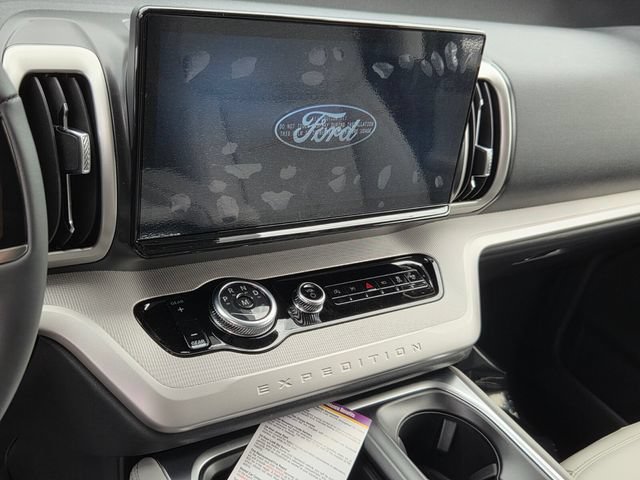 New 2026 Ford Expedition Max Active RWD image 43