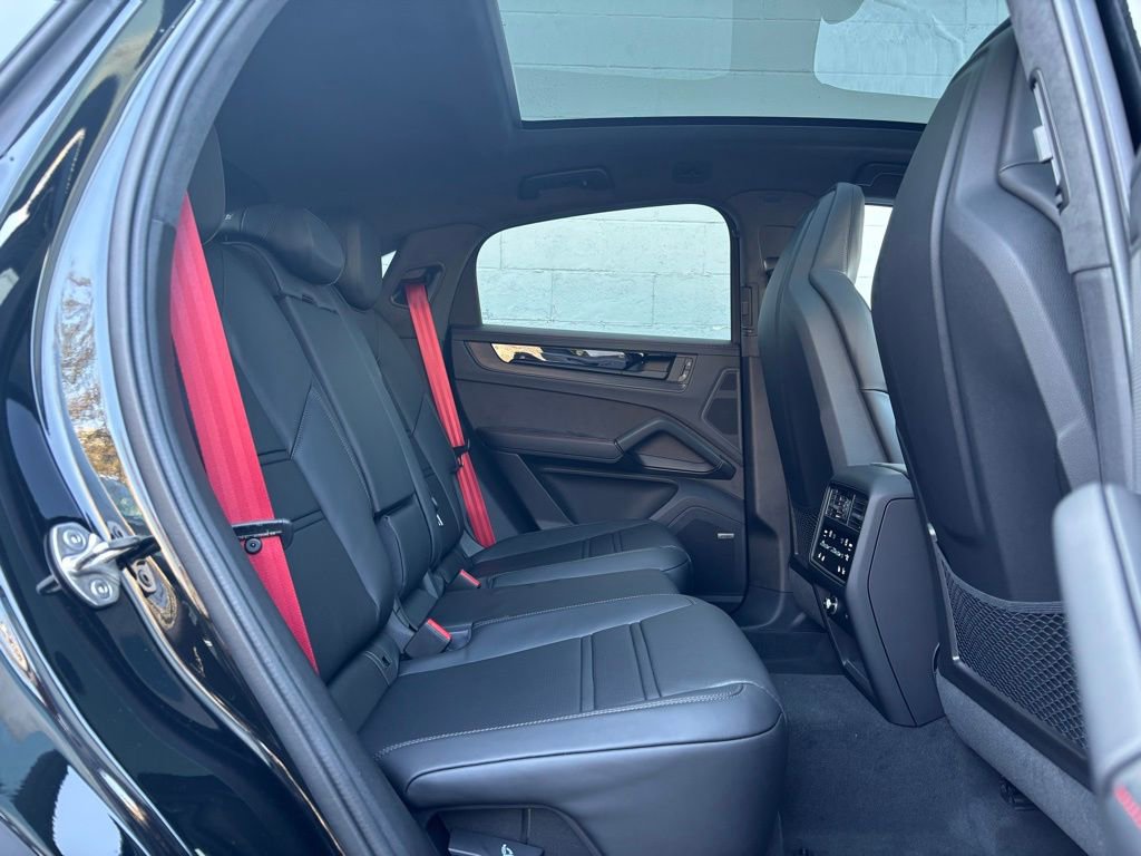 New 2026 Porsche Cayenne GTS AWD/4WD image 14