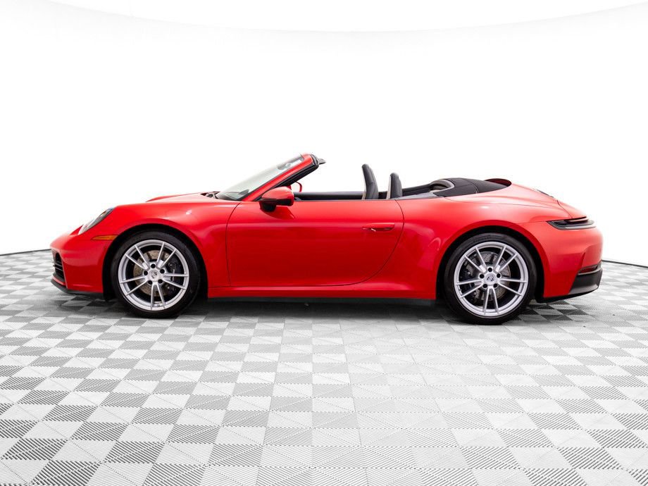 Certified 2025 Porsche 911 Carrera video 2