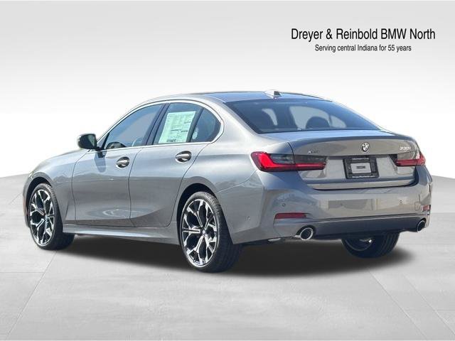 New 2026 BMW 330i xDrive Sedan w/ Convenience Package AWD/4WD image 4