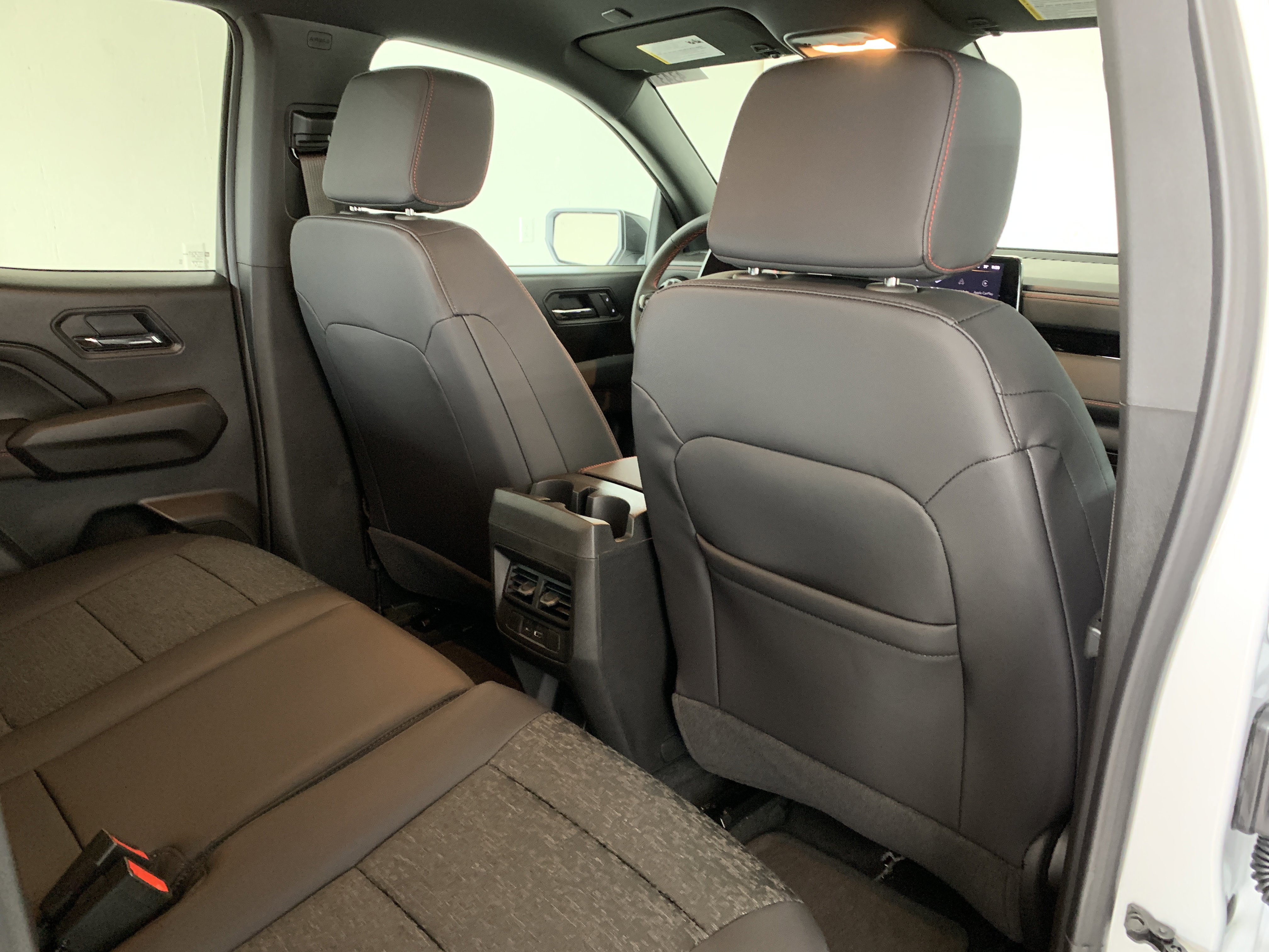 New 2025 Chevrolet Colorado Z71 w/ Technology Package image 36