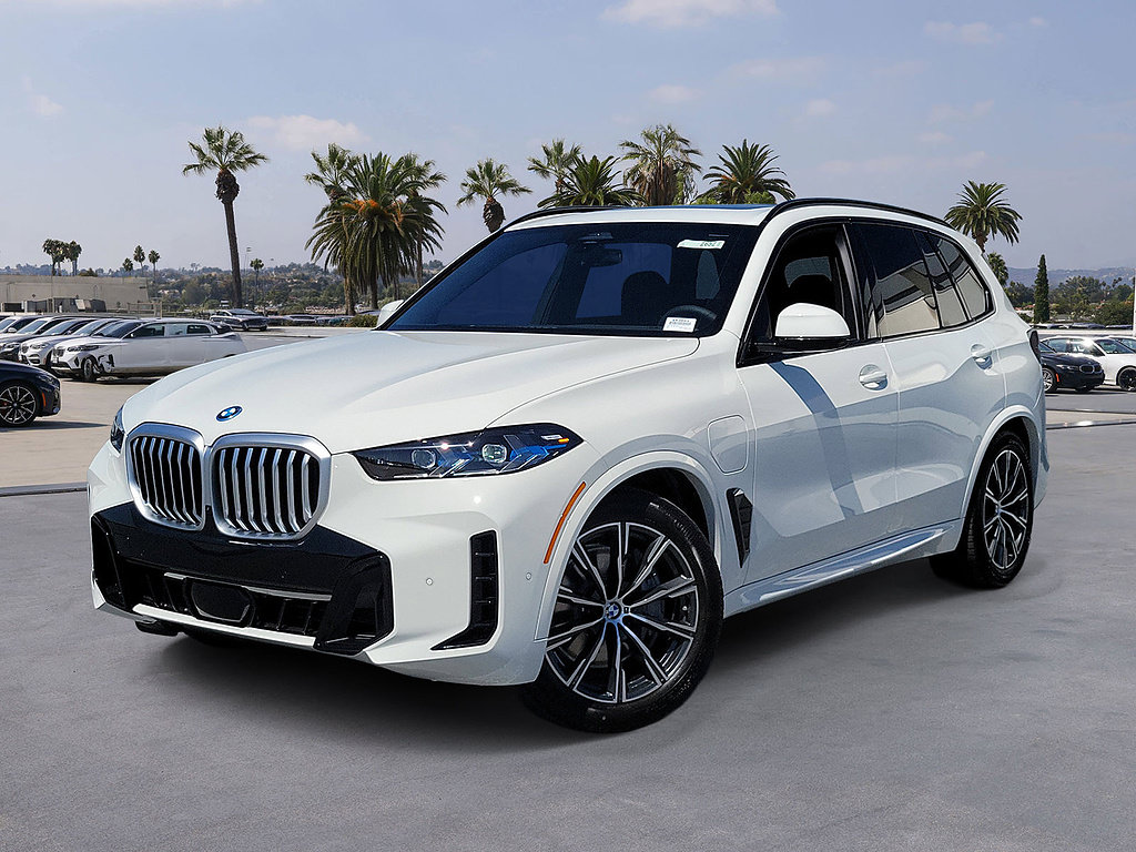 New 2026 BMW X5 xDrive50e w/ M Sport Package