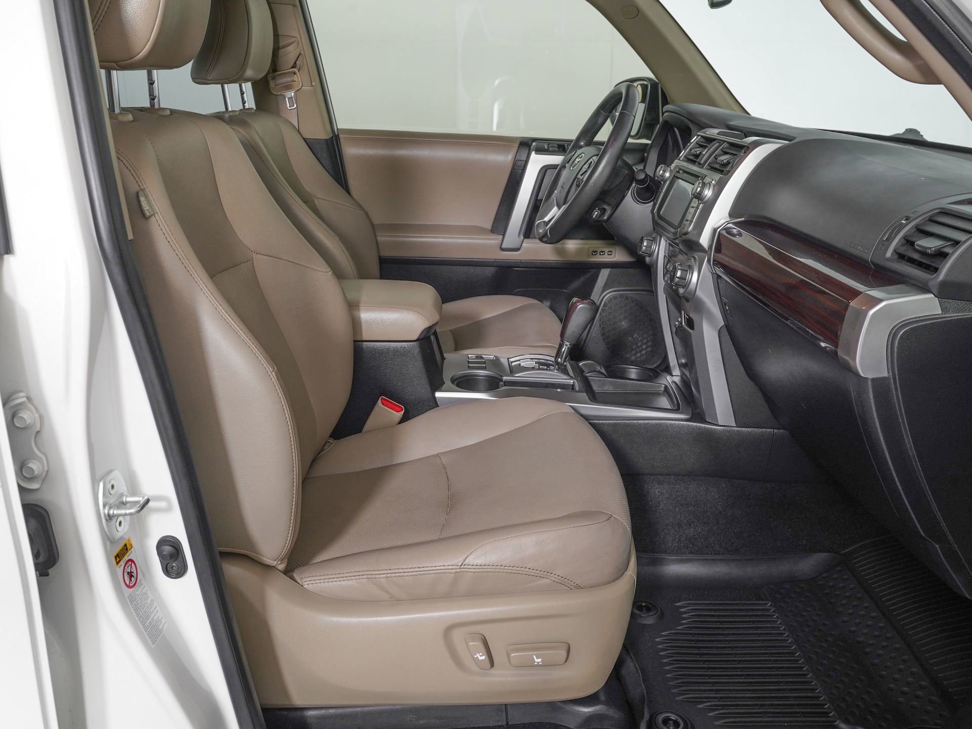 Used 2018 Toyota 4Runner Limited RWD image 8