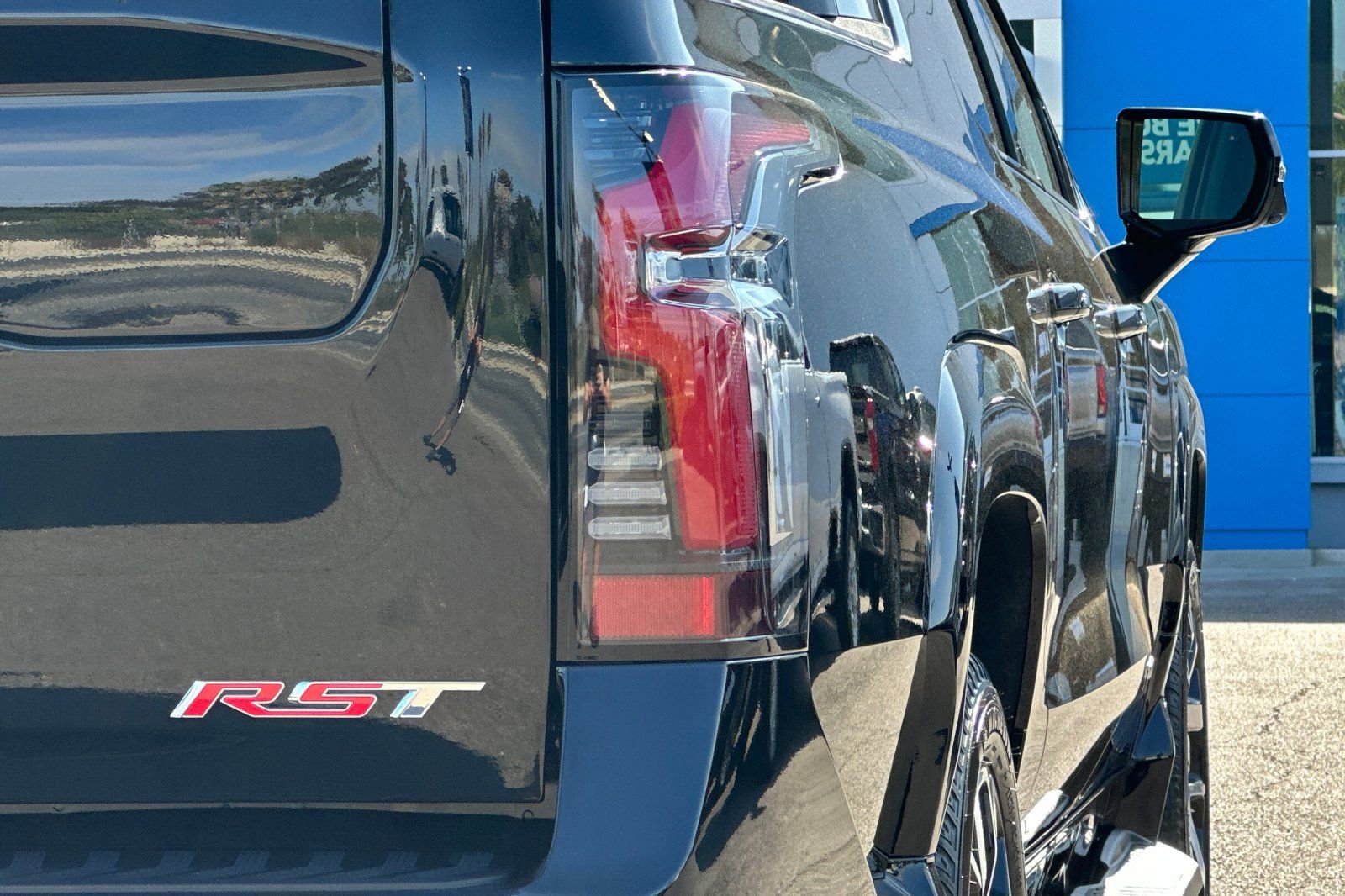 New 2024 Chevrolet Silverado EV RST image 21