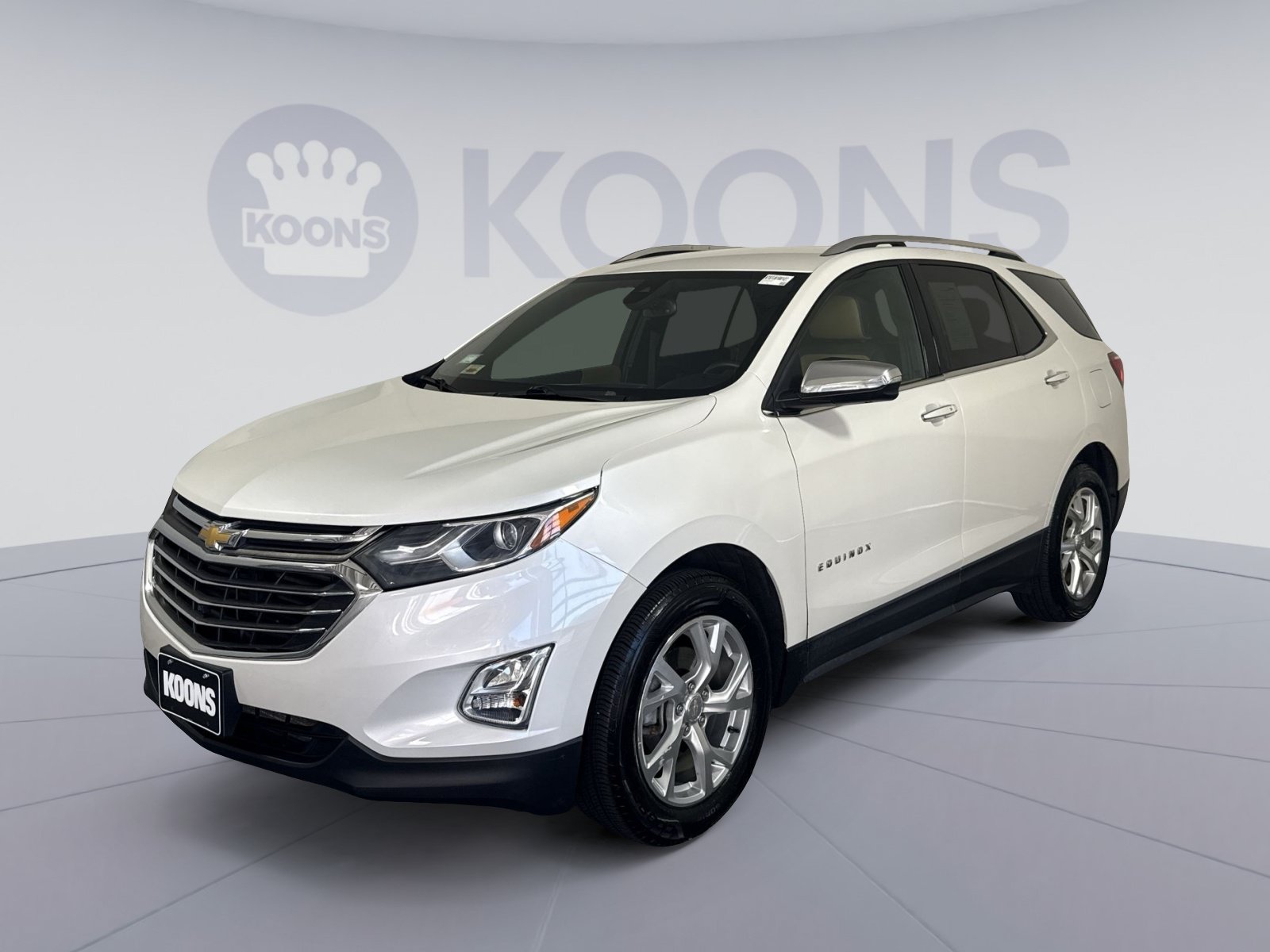 Used 2018 Chevrolet Equinox Premier FWD image 1