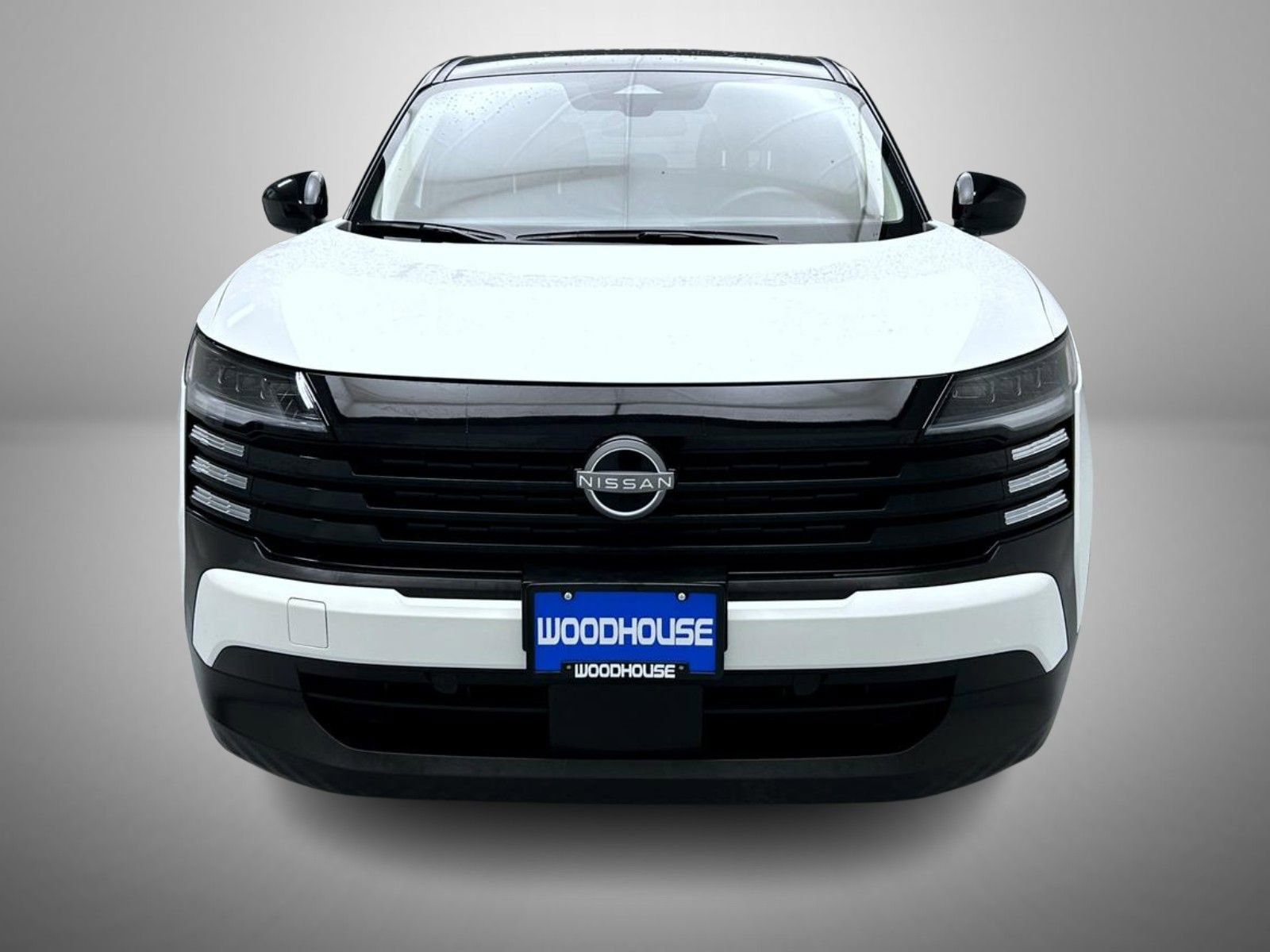 Used 2025 Nissan Kicks SV image 2