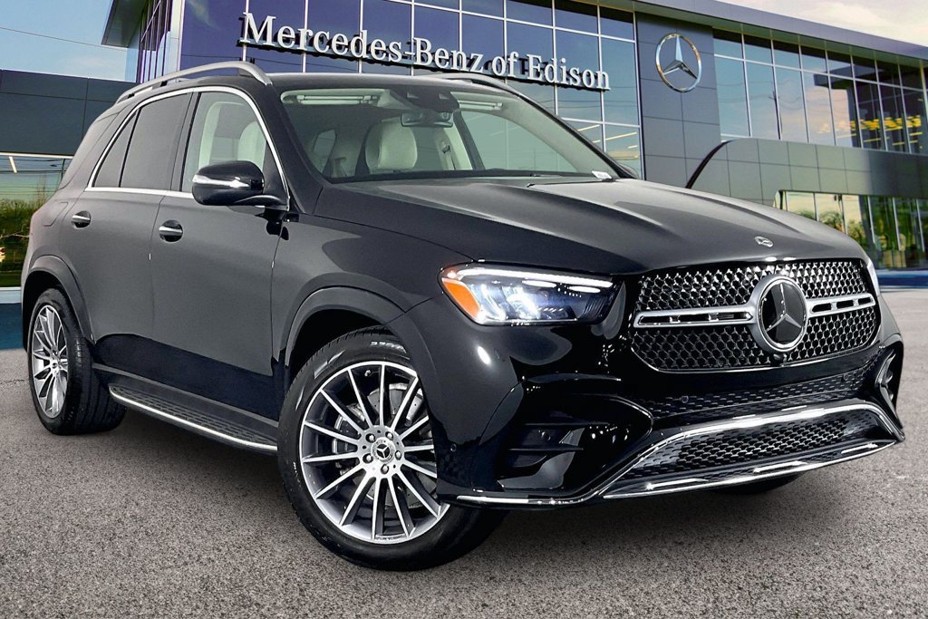 New 2026 Mercedes-Benz GLE 450 4MATIC w/ Driver Assistance Package