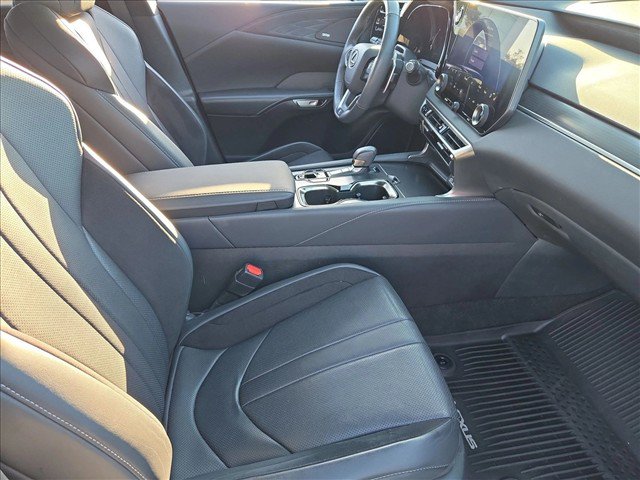 Used 2024 Lexus RX 500h F Sport w/ Convenience Package AWD/4WD image 18