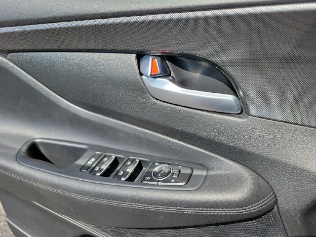 Used 2023 Hyundai Santa Fe SE AWD/4WD image 16