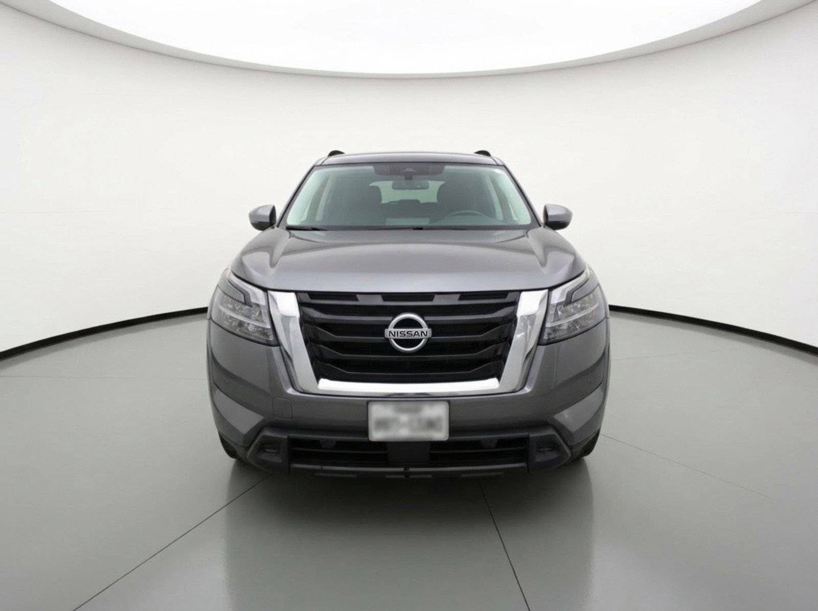 Used 2025 Nissan Pathfinder SV image 2