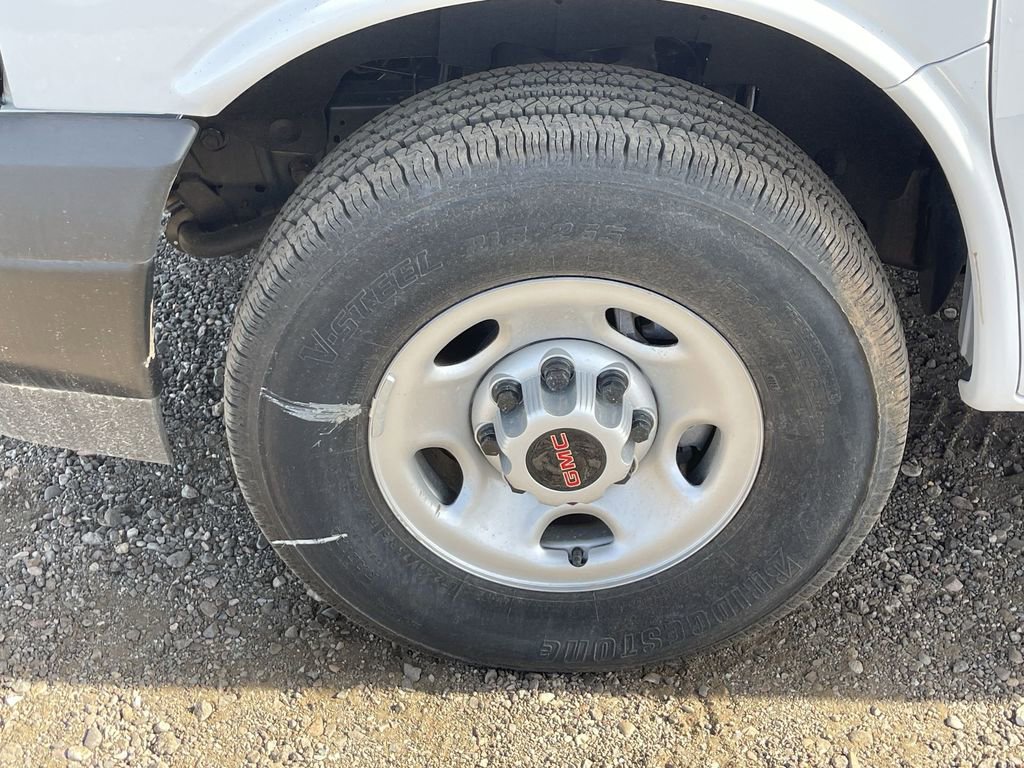 New 2025 GMC Savana 2500 Extended w/ Driver Convenience Package image 32