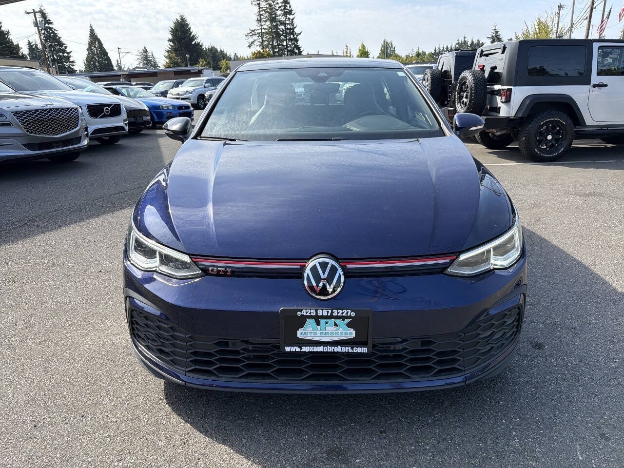 Used 2023 Volkswagen GTI SE w/ SE Leather Package FWD image 10