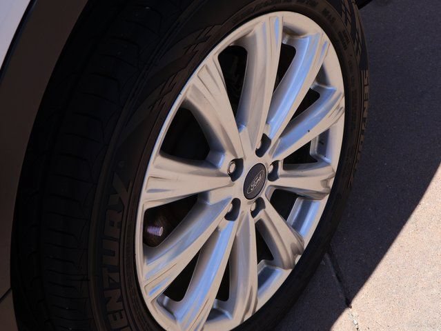 Used 2019 Ford Escape SEL AWD/4WD image 42