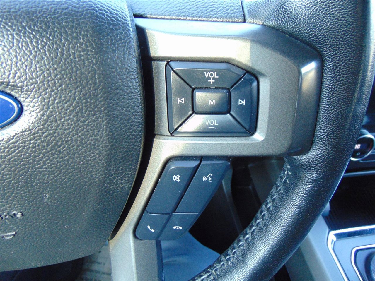 Used 2019 Ford Expedition Max XLT RWD image 37