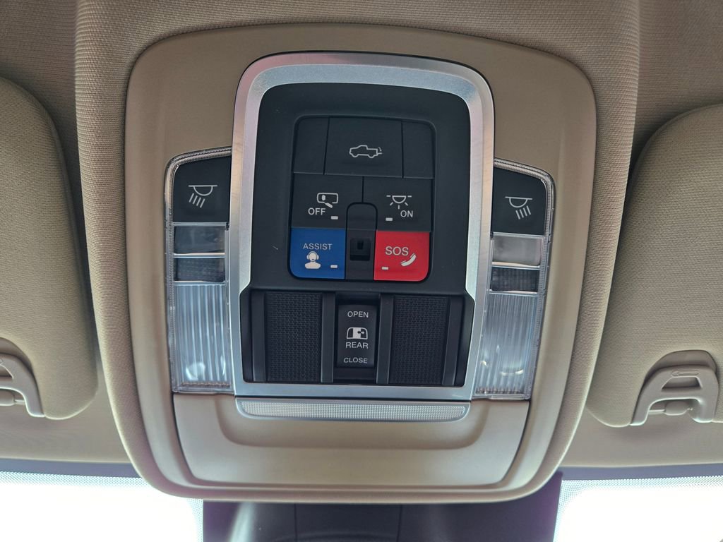 Used 2022 RAM 2500 Limited image 38