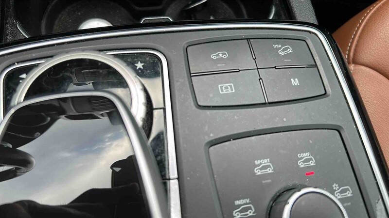 Used 2019 Mercedes-Benz GLS 450 4MATIC image 31