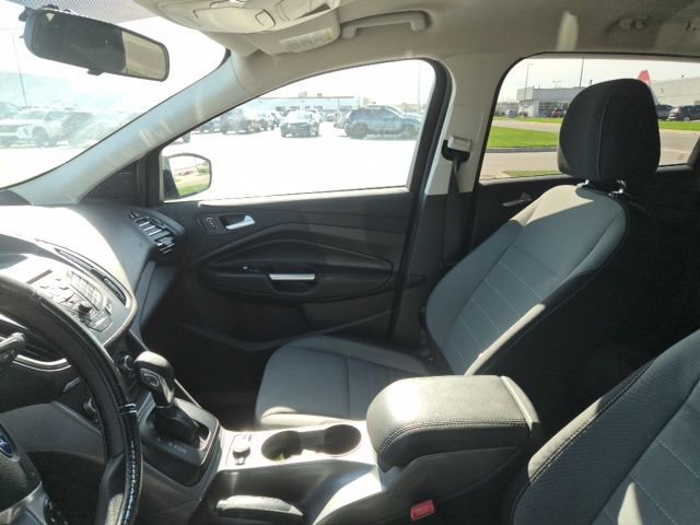Used 2016 Ford Escape SE image 9