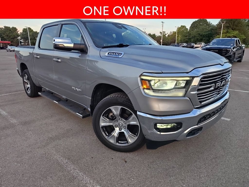 Used 2023 RAM 1500 Laramie AWD/4WD image 3