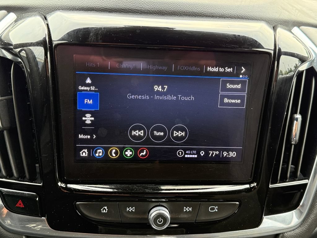 Used 2023 Chevrolet Traverse LT AWD/4WD image 11