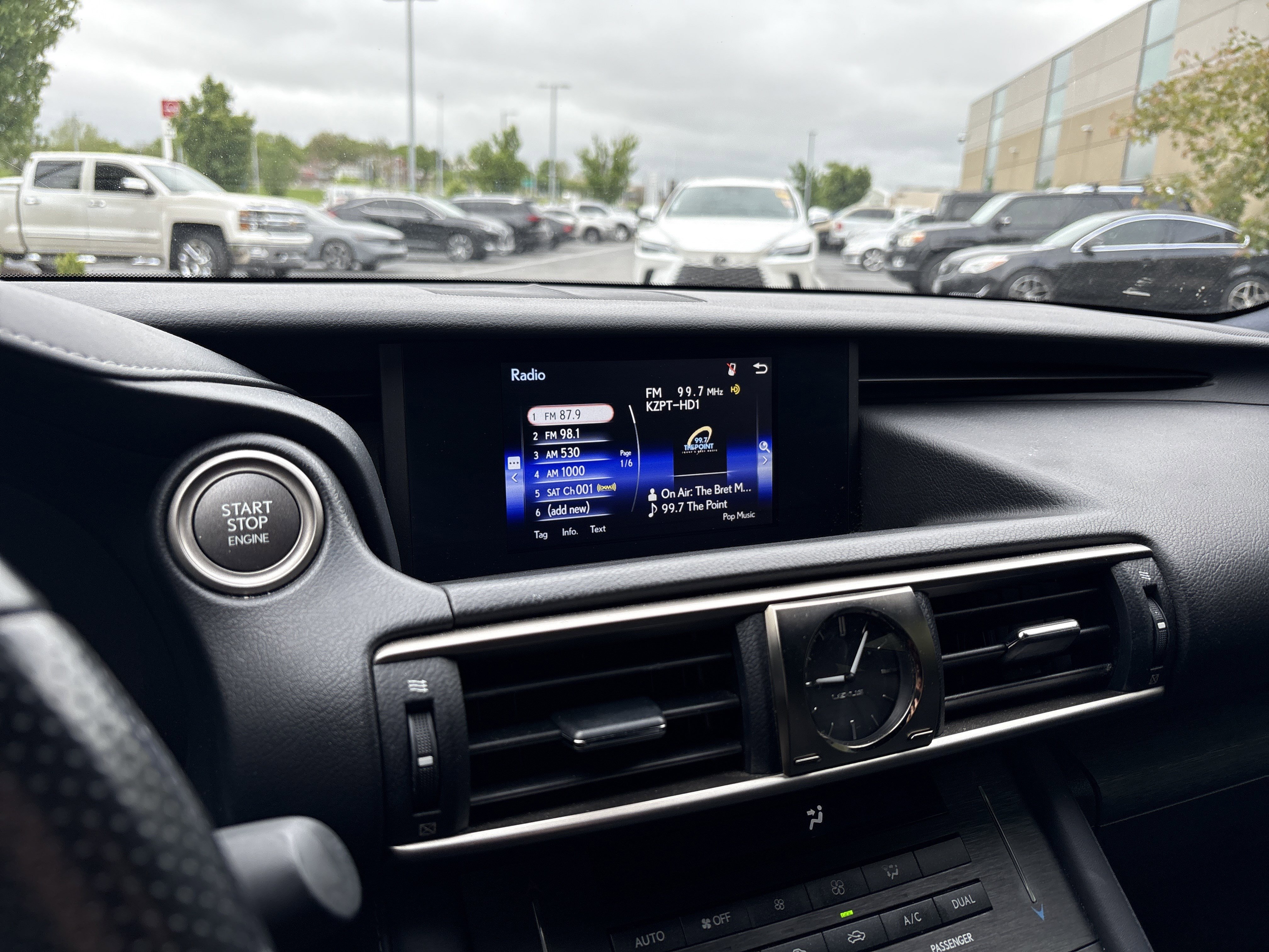 Used 2019 Lexus IS 300 F Sport w/ F Sport Package image 31