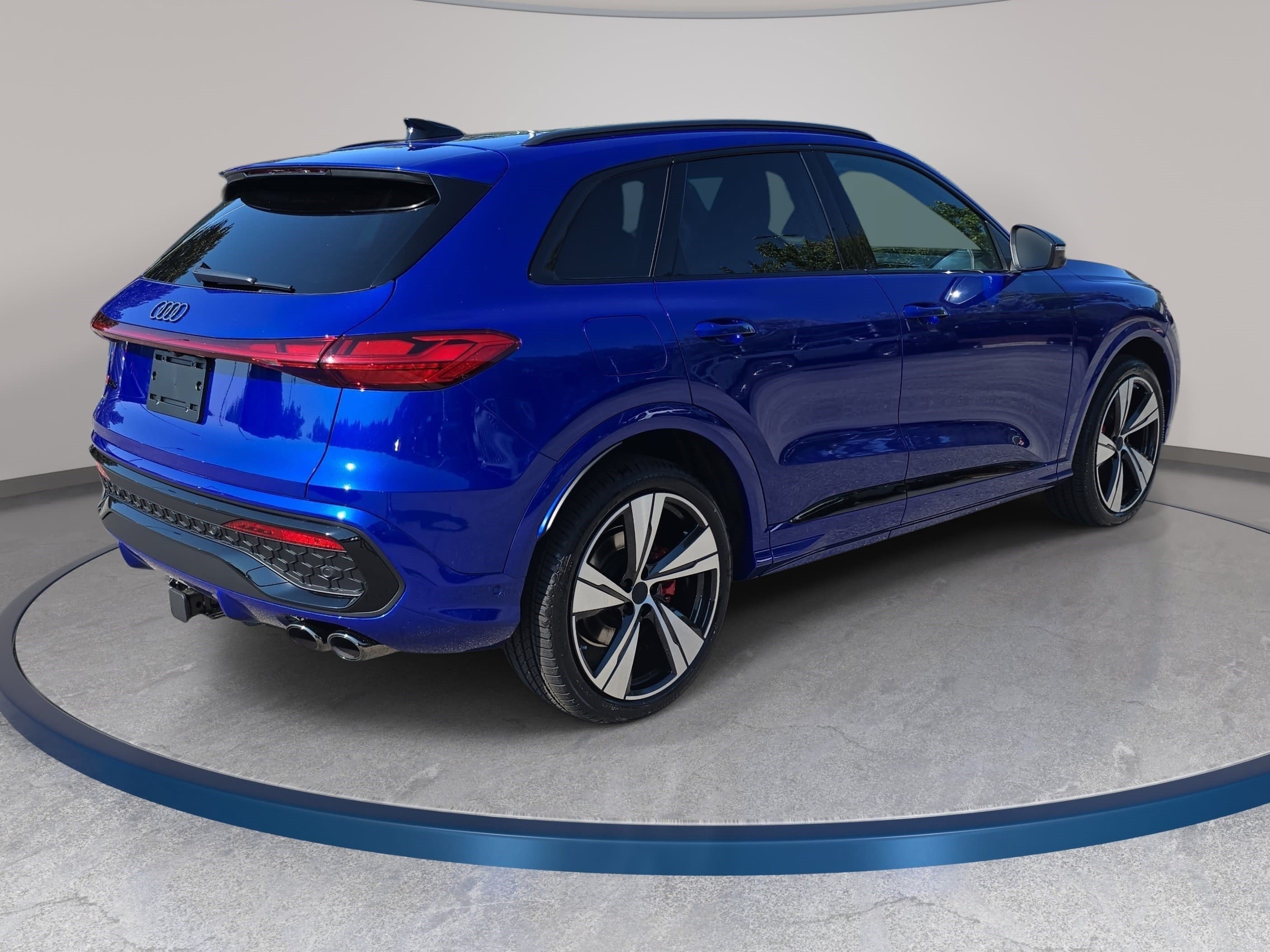 New 2026 Audi SQ5 Prestige AWD/4WD image 5