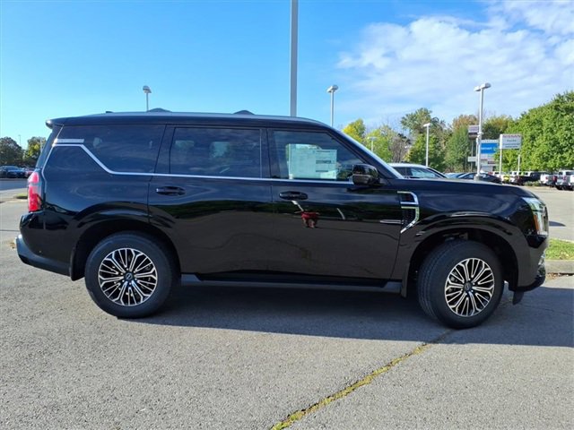 New 2026 Nissan Armada Platinum image 2