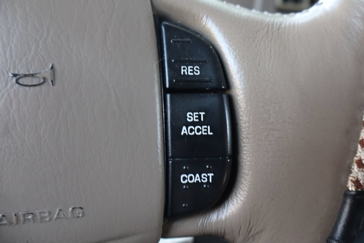 Used 2001 Ford F250 Lariat AWD/4WD image 29