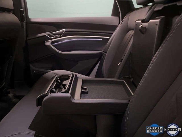 Used 2024 Audi Q8 e-tron Premium Plus image 77