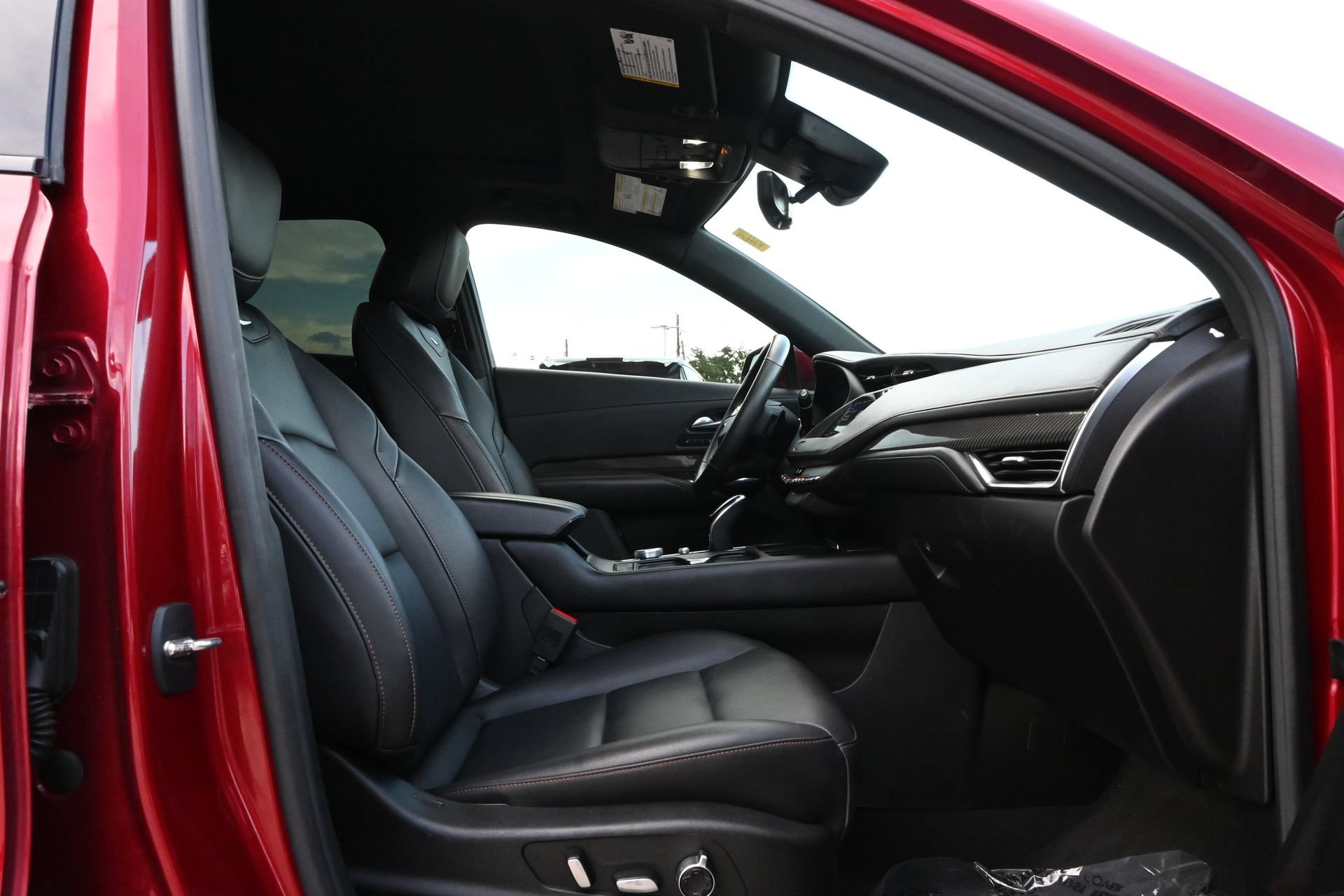 Certified 2023 Cadillac XT4 Sport w/ Enhanced Visibility Package FWD image 25