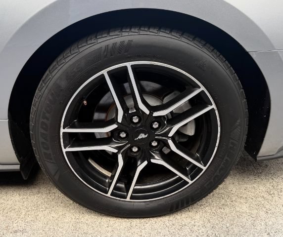 Used 2020 Ford Mustang Premium RWD image 35