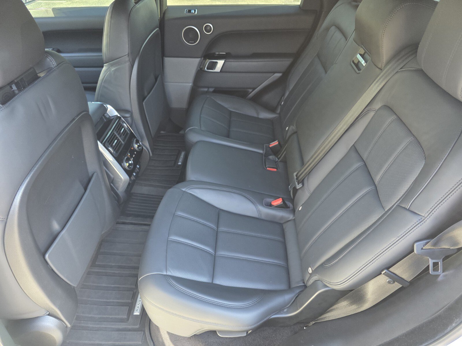 Used 2021 Land Rover Range Rover Sport HSE Silver Edition AWD/4WD image 14