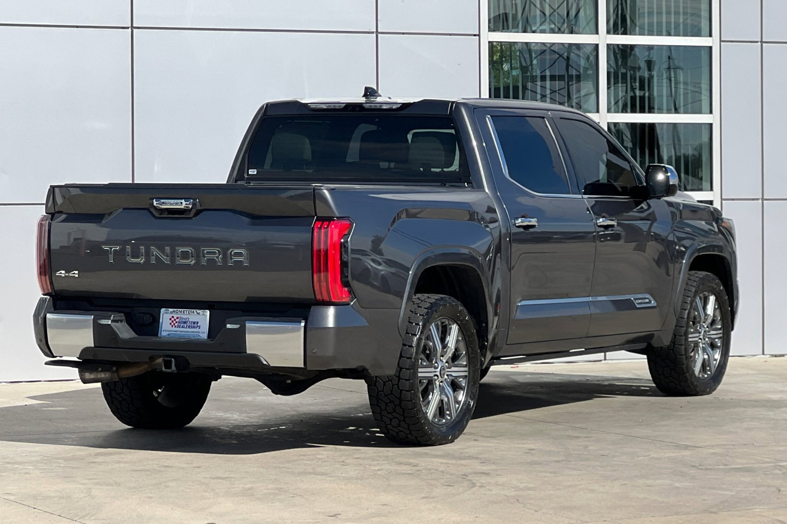 Used 2023 Toyota Tundra Capstone image 4