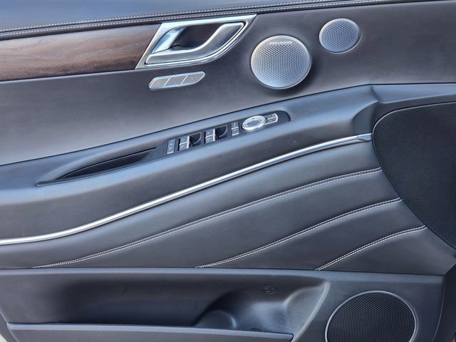 Used 2025 Genesis GV80 2.5T Prestige image 18