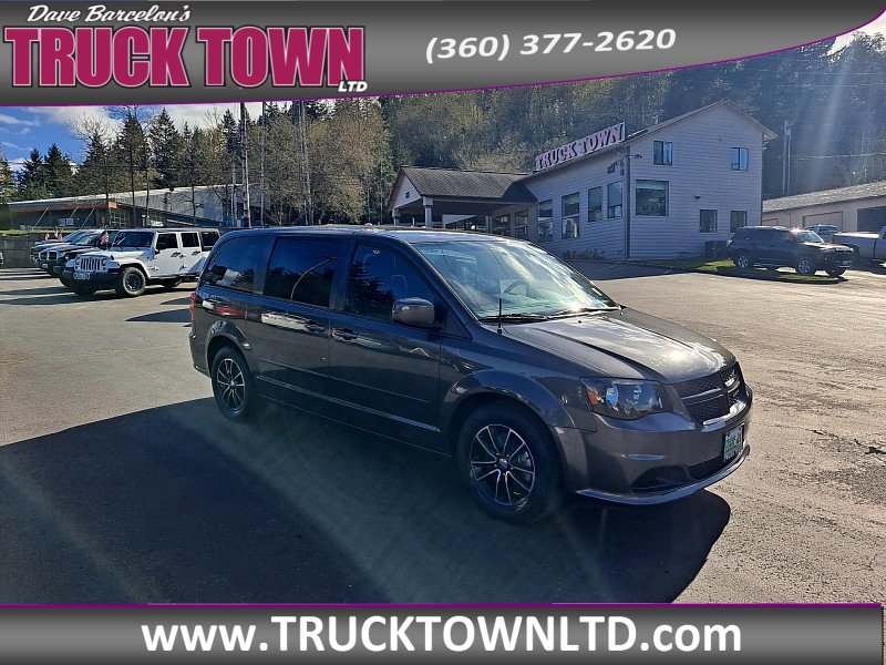 Used 2016 Dodge Grand Caravan SE image 1
