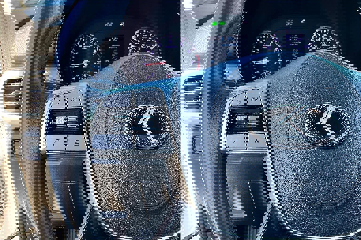 Used 2021 Kia Telluride LX image 24