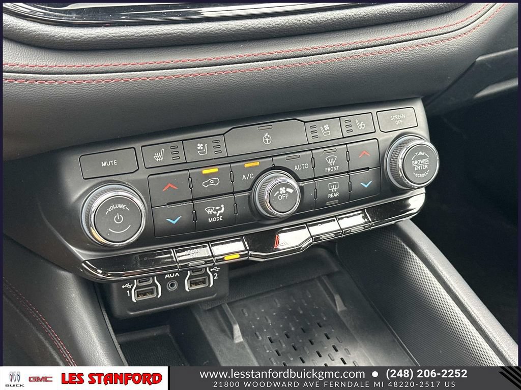 Used 2025 Dodge Durango R/T AWD/4WD image 32