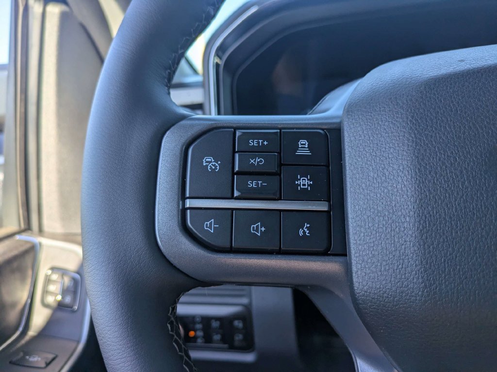 New 2026 Ford F250 Lariat w/ Black Appearance Package AWD/4WD image 31